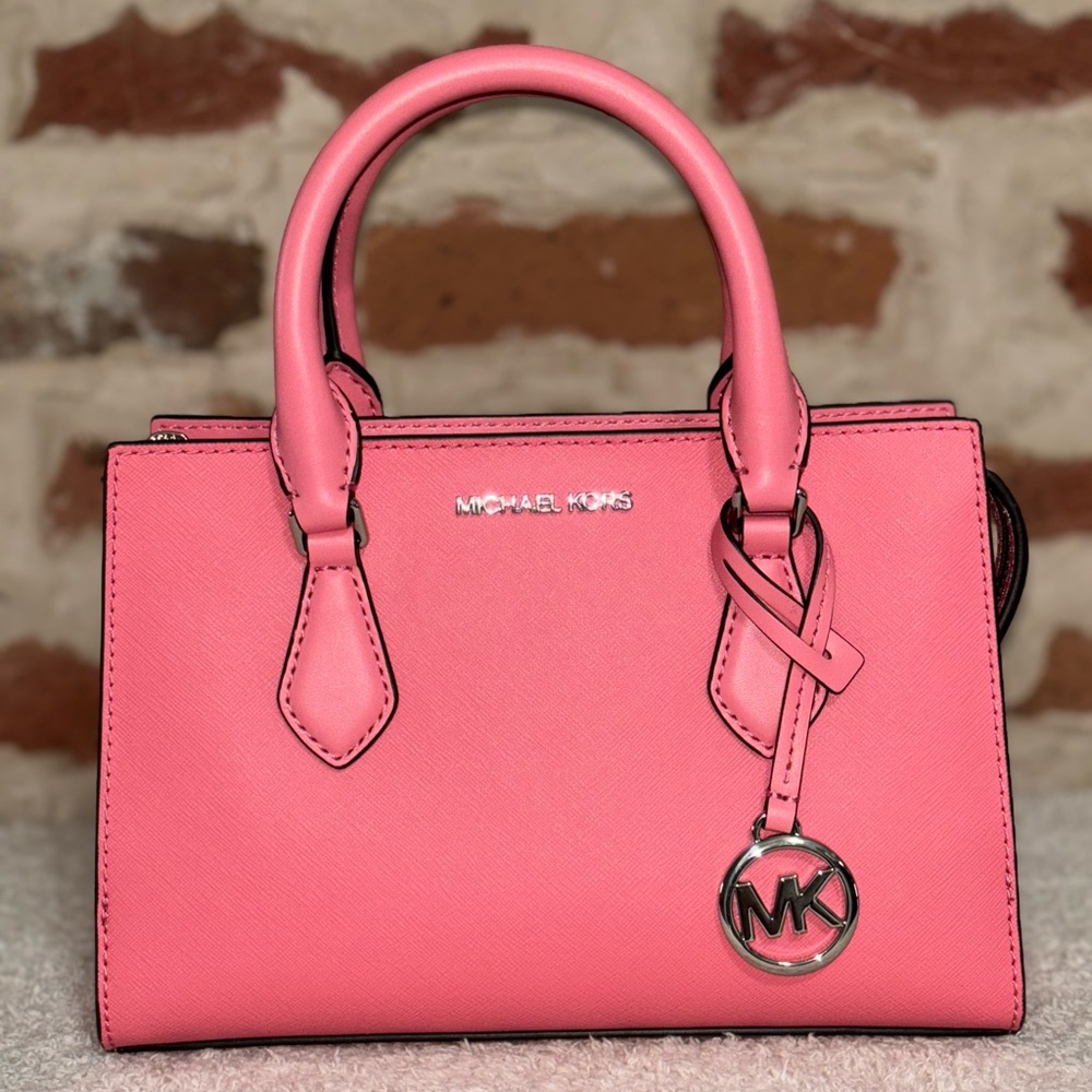 Michael Kors Shelia Crossbody
